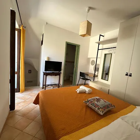 Domus Aurea Borgo House Cefalu