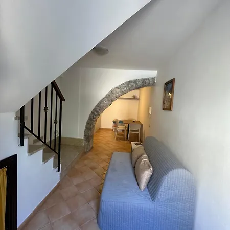 Apartment Domus Aurea Borgo House Cefalu